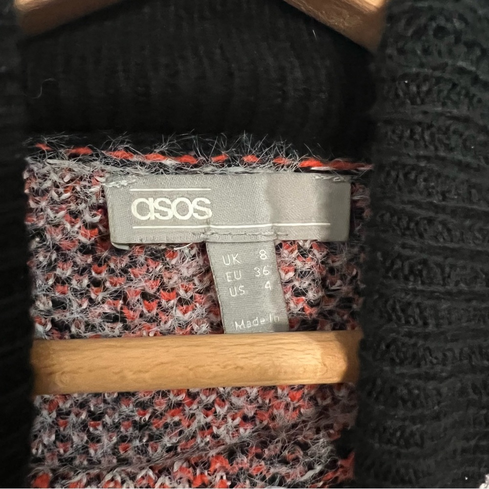 ASOS | Abstract Print Turtleneck - Picture 3 of 4